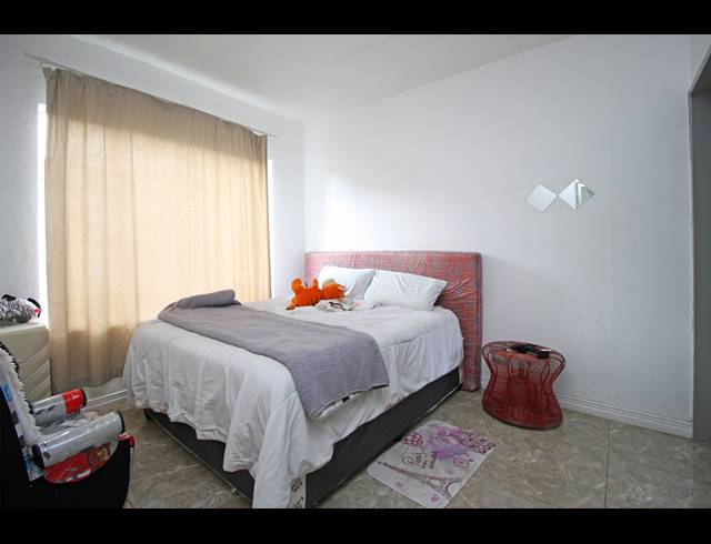 2 BEDROOM APARTMENT FOR SALE IN NORTHGATE